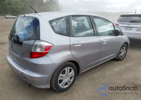 2010 Honda Fit z USA, uszkodzony, nr VIN JHMGE8G21AS001474